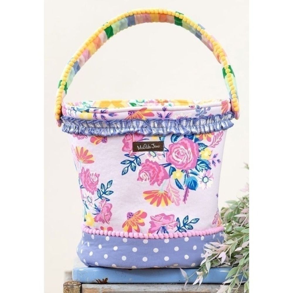 Reversible More‎ Candy Easter Basket
